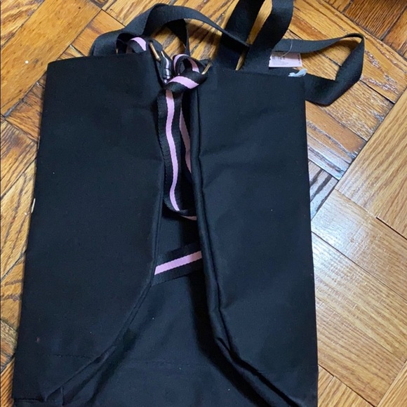 NWT Victoria’s Secret travel bag size: 23” x 15” - Picture 7 of 7